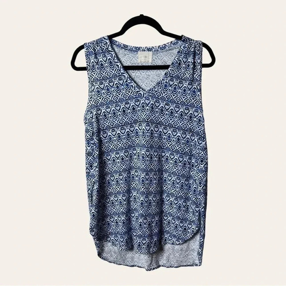 ANTHROPOLOGIE T. LA SLEEVELESS TOP SIZE SMALL BLUE AND WHITE IN COLOR - Picture 2 of 10